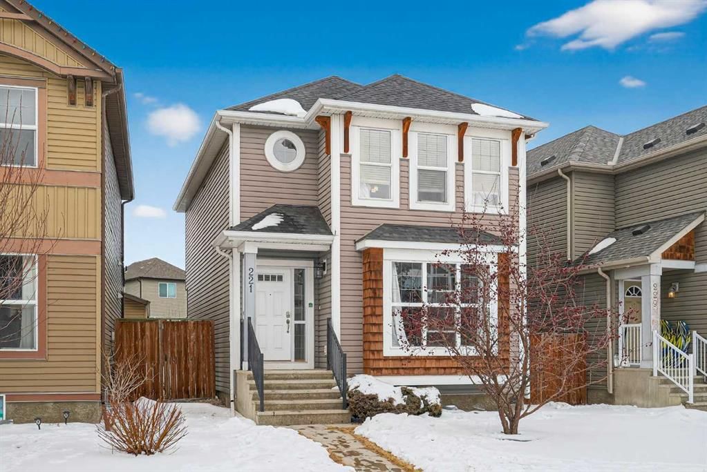221 Autumn Green SE, Calgary — photo 2 of 43