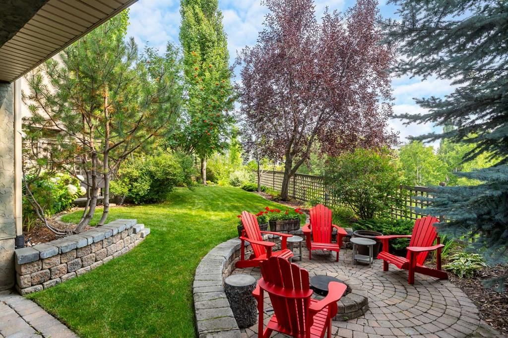 218 Wentworth Point SW, Calgary — photo 5 of 43