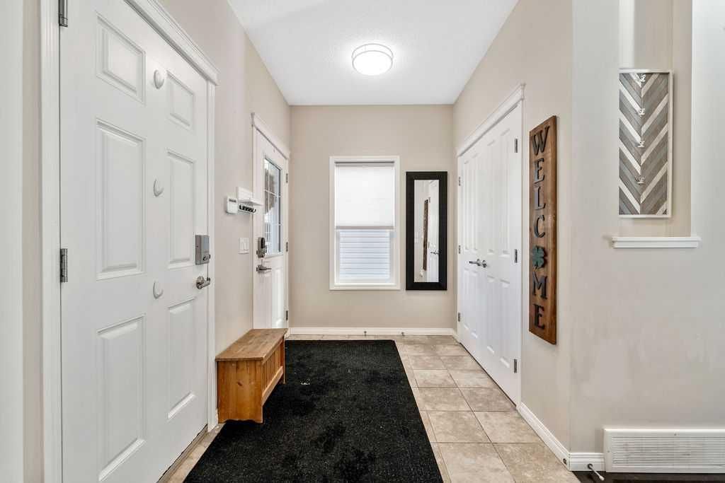 242 Kincora Glen Road NW, Calgary — photo 3 of 42