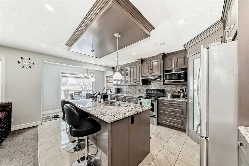 181 Saddlefield Place NE, Calgary — photo 4 of 49