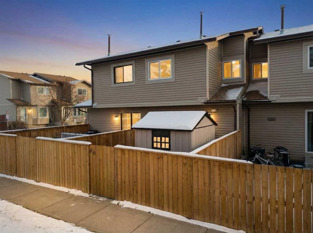 46 Falshire Terrace NE, Calgary — photo 4 of 41