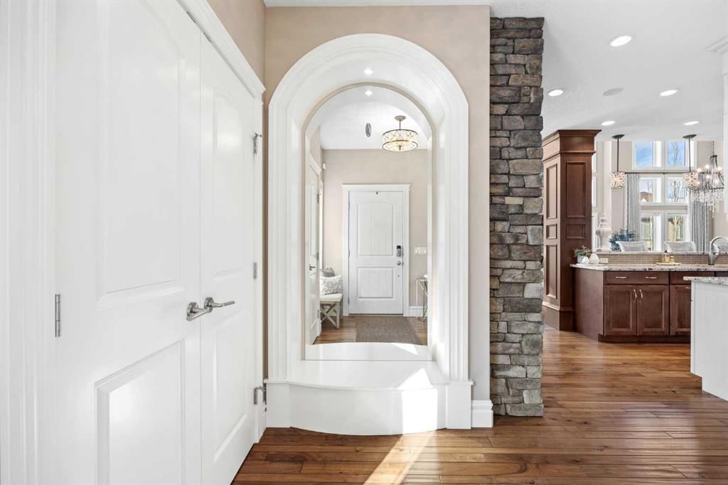 36 Ascot Rise SW, Calgary — photo 5 of 50