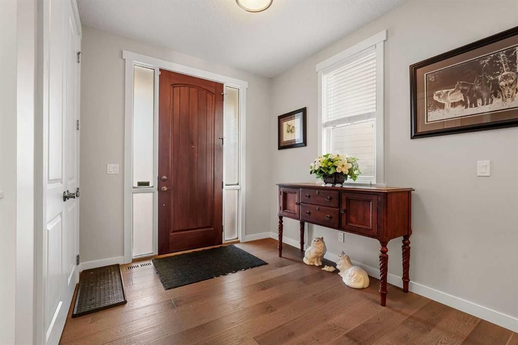 357 Marquis Landing SE, Calgary — photo 4 of 48