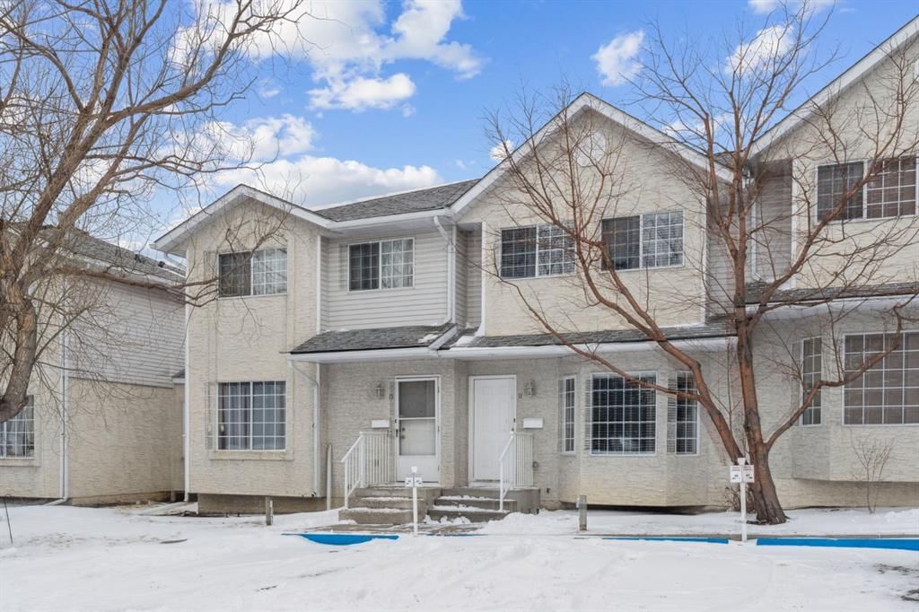 11 BEDFORD Manor NE, Calgary — photo 3 of 30