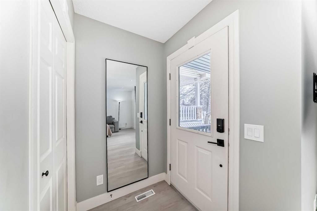 883 Arbour Lake Road NW, Calgary — photo 5 of 50