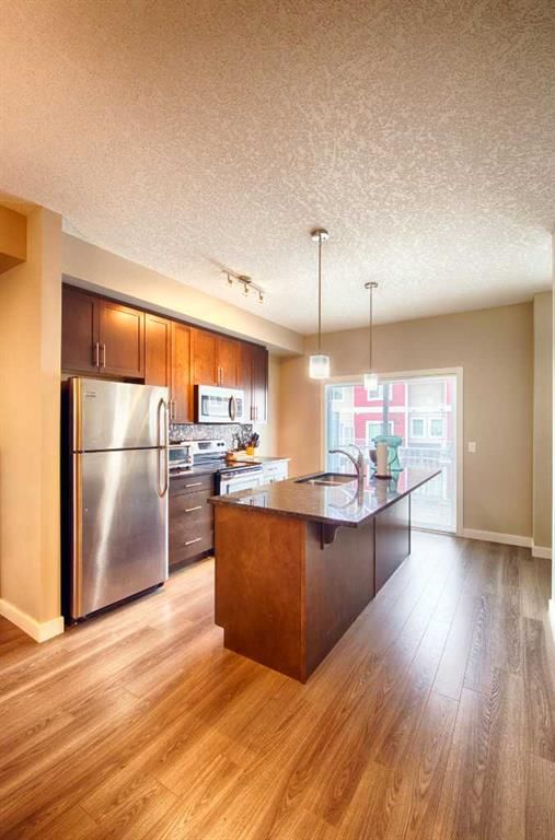 12 Redstone Circle NE, Calgary — photo 3 of 18