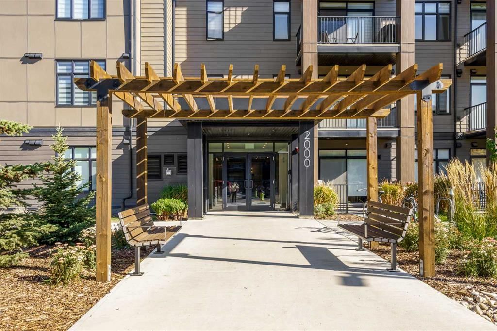 2406, 200 Seton Circle SE, Calgary — photo 3 of 23