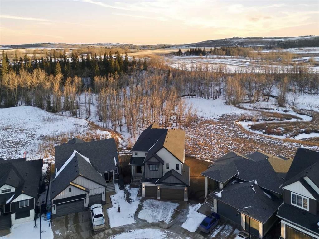 192 Creekstone Hill SW, Calgary — photo 2 of 50