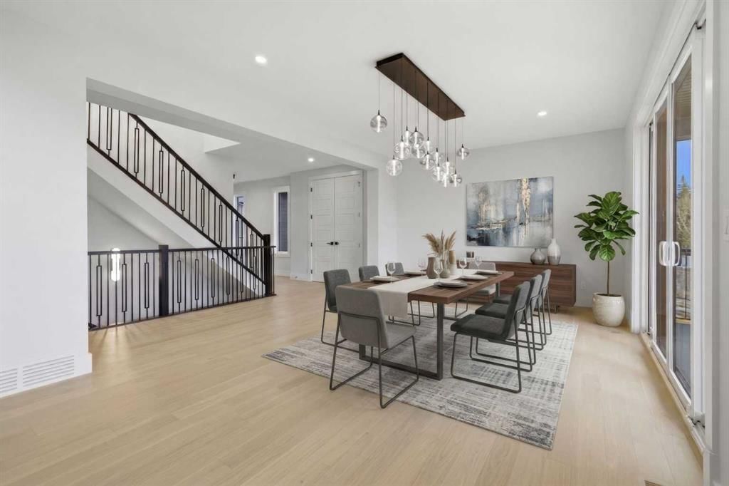 192 Creekstone Hill SW, Calgary — photo 3 of 50