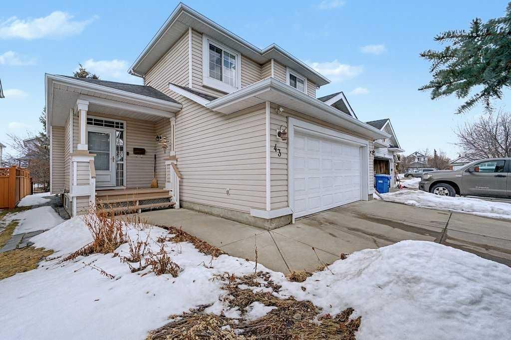 43 Douglas Glen Place SE, Calgary — photo 2 of 25
