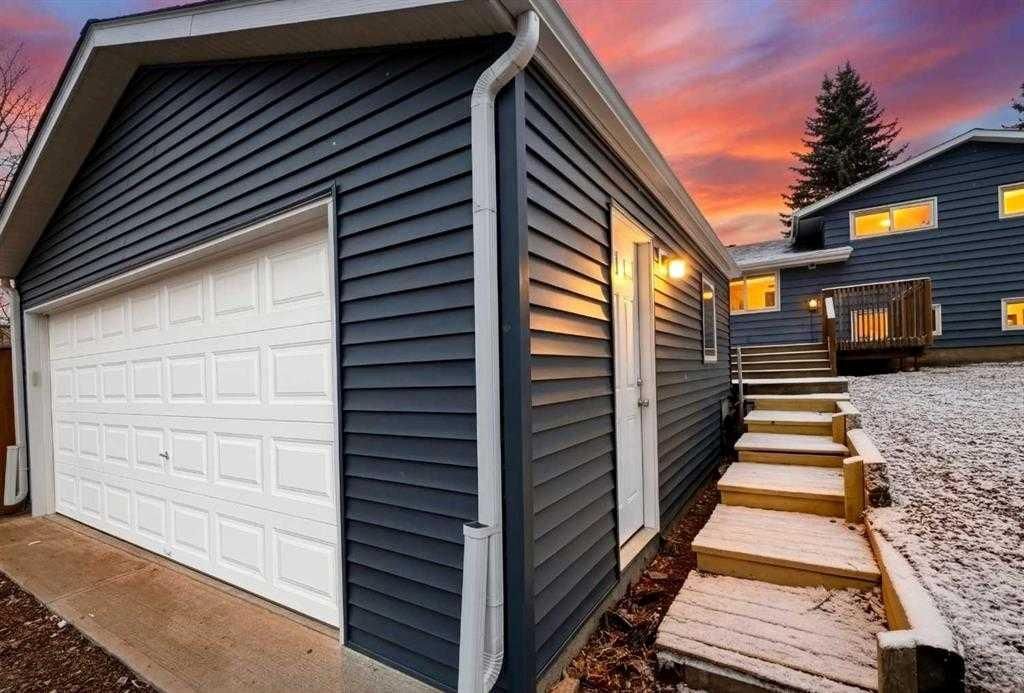 15104 1 Street SE, Calgary — photo 3 of 50