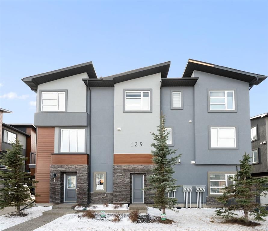 3, 129 Skyview Parade NE, Calgary — photo 4 of 37
