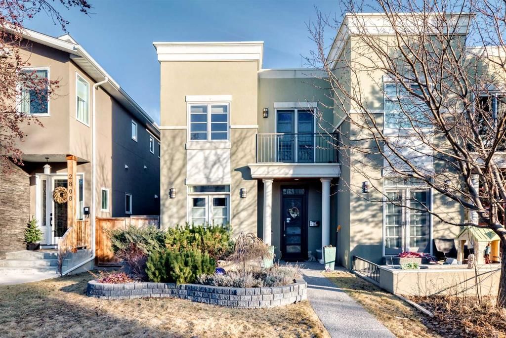 2810 25A Street SW, Calgary — photo 2 of 45