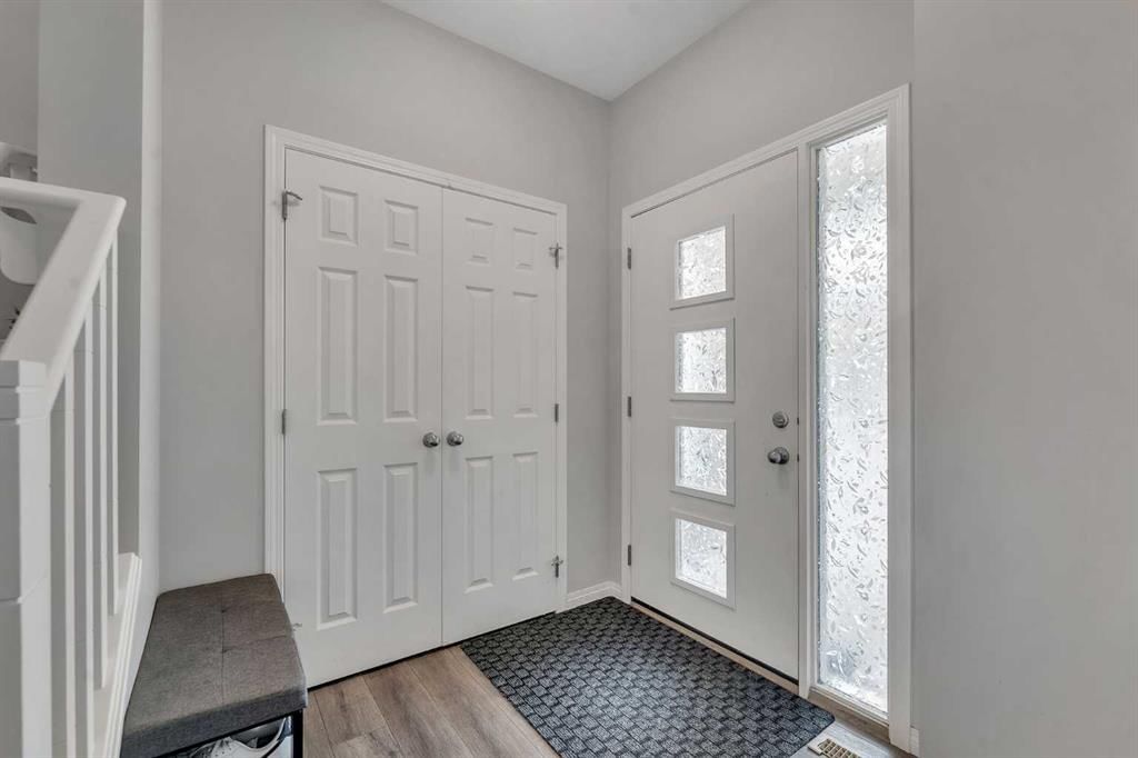 89 Homestead Crescent NE, Calgary — photo 4 of 43