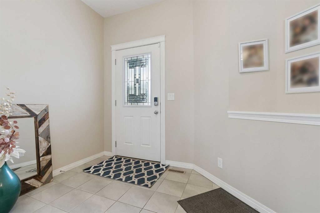 352 Skyview Shores Manor NE, Calgary — photo 3 of 23