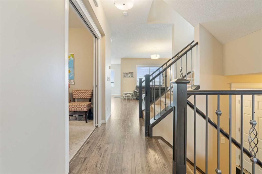 352 Skyview Shores Manor NE, Calgary — photo 4 of 23