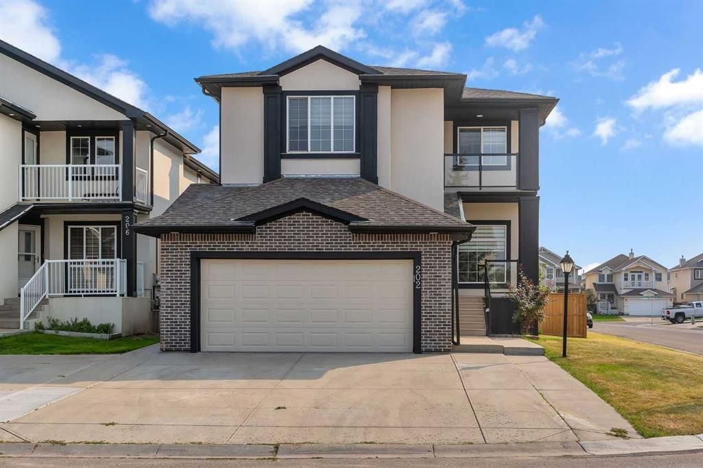 202 Coral Reef Manor NE, Calgary — photo 2 of 50