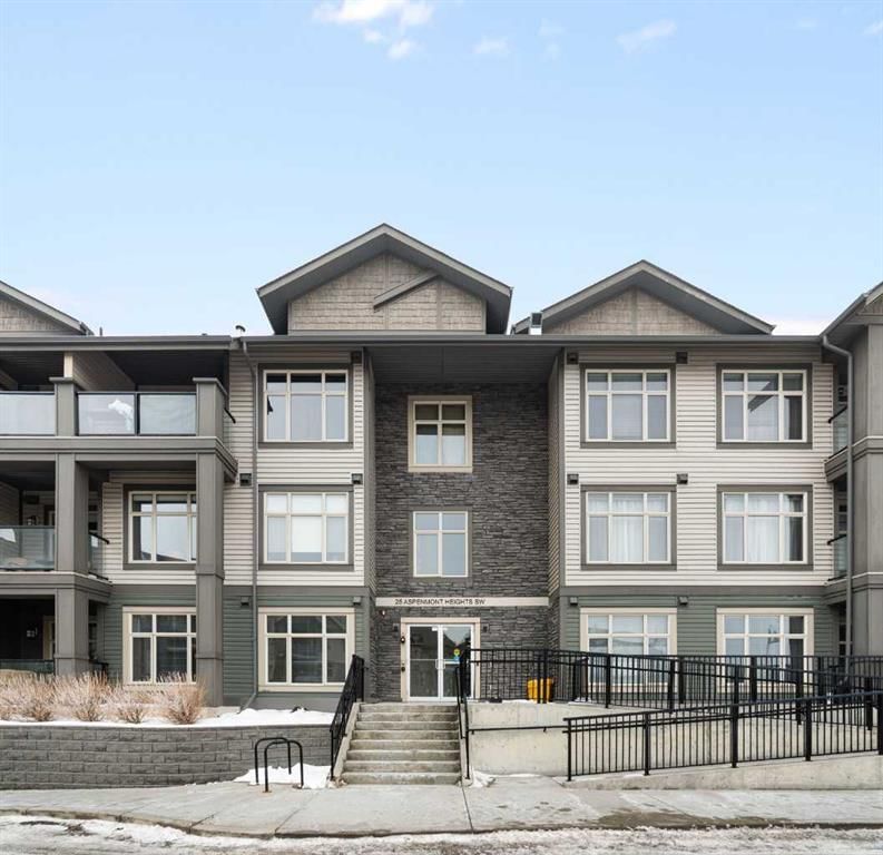 101, 25 Aspenmont Heights SW, Calgary — main listing photo