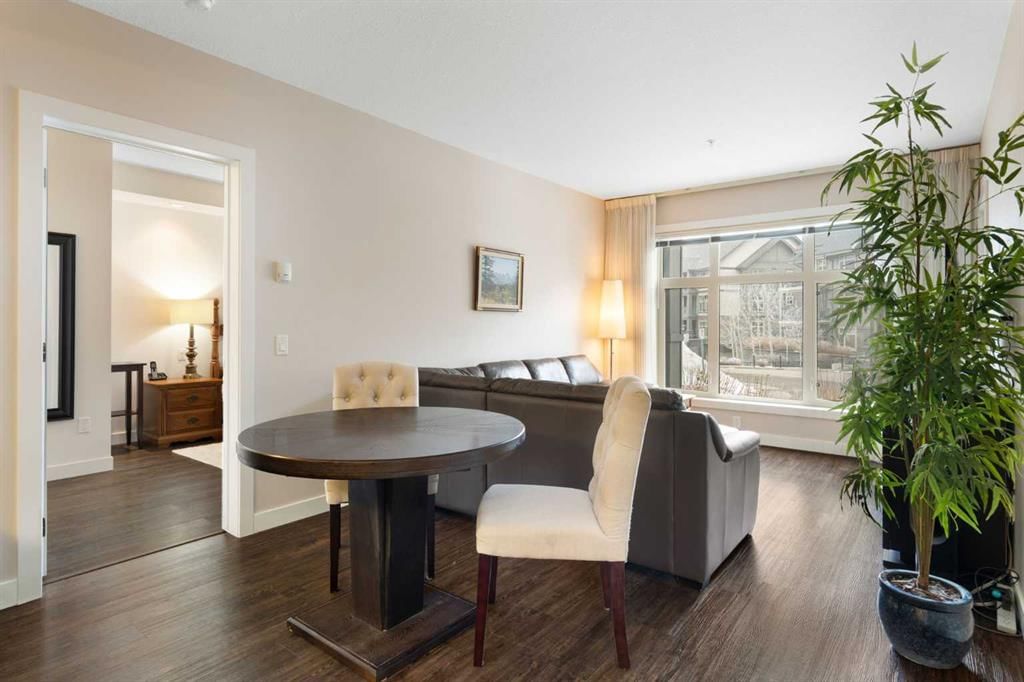 101, 25 Aspenmont Heights SW, Calgary — photo 5 of 36