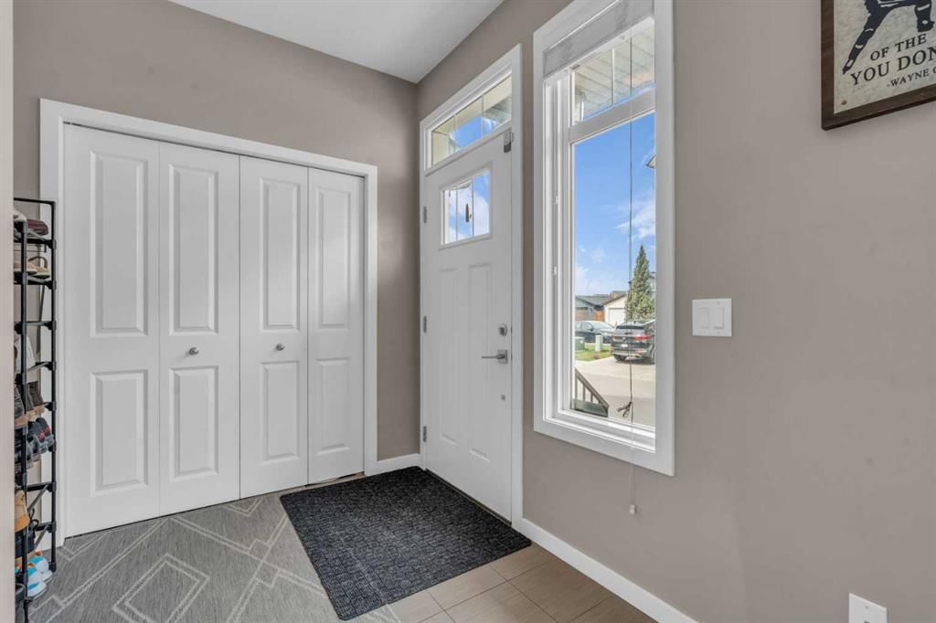 93 Copperstone Common SE, Calgary — photo 3 of 45