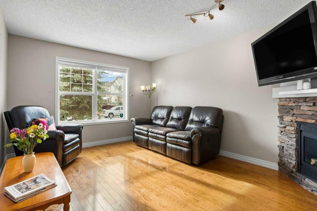 163 Eversyde Circle SW, Calgary — photo 3 of 48