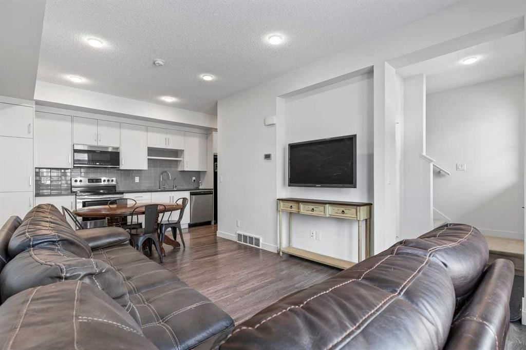 5303, 100 Walgrove Court SE, Calgary — photo 5 of 31