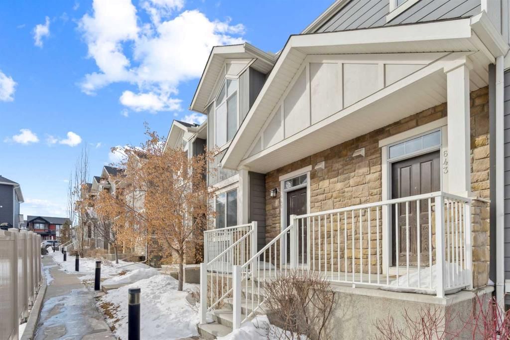 645 Evanston Manor NW, Calgary — main listing photo
