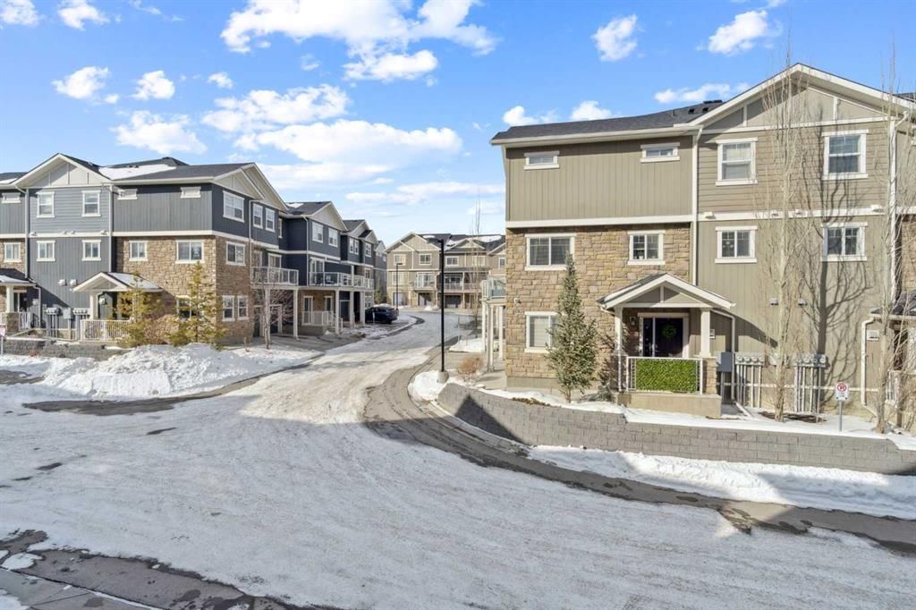 645 Evanston Manor NW, Calgary — photo 3 of 30