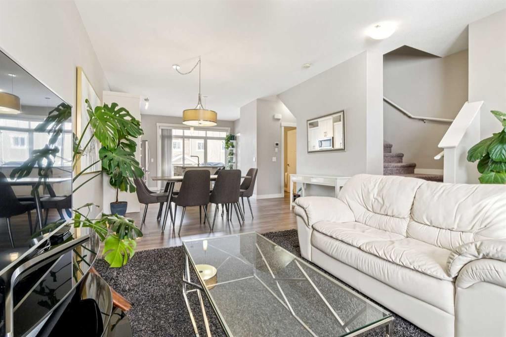 645 Evanston Manor NW, Calgary — photo 4 of 30