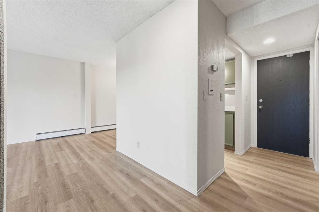 305, 1113 37 Street SW, Calgary — photo 5 of 28