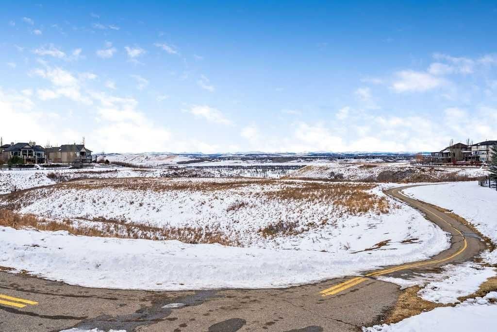 95 Cranleigh Gardens SE, Calgary — photo 5 of 45