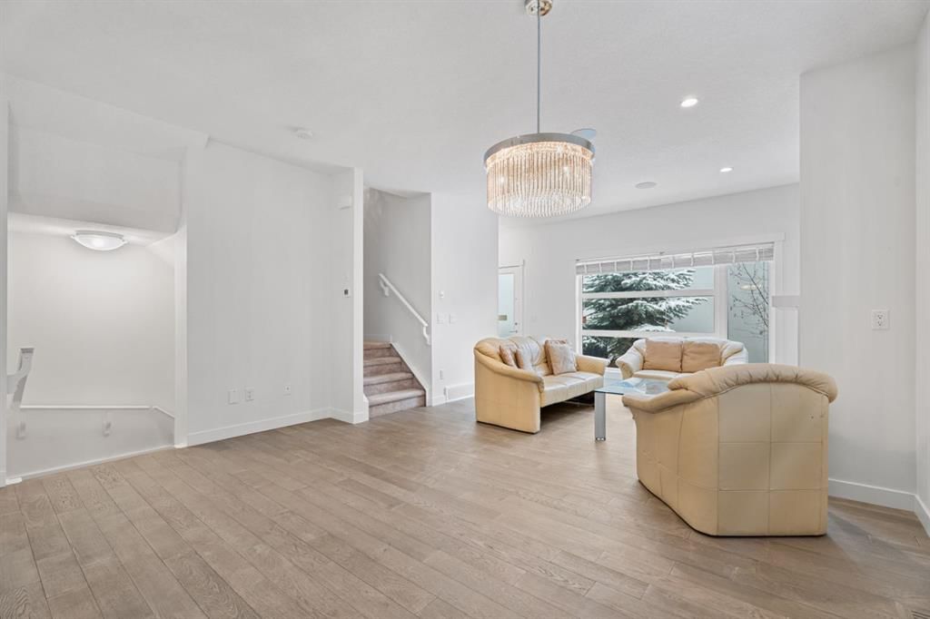 2, 136 22 Avenue NE, Calgary — photo 4 of 30