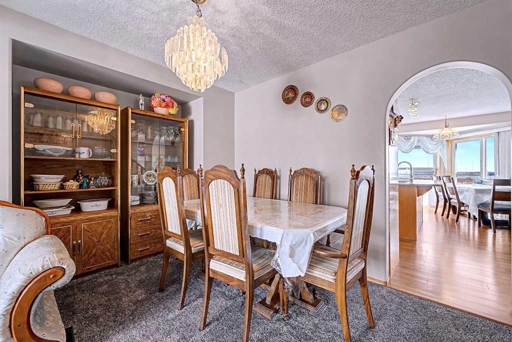 433 Coral Springs Place NE, Calgary — photo 5 of 43