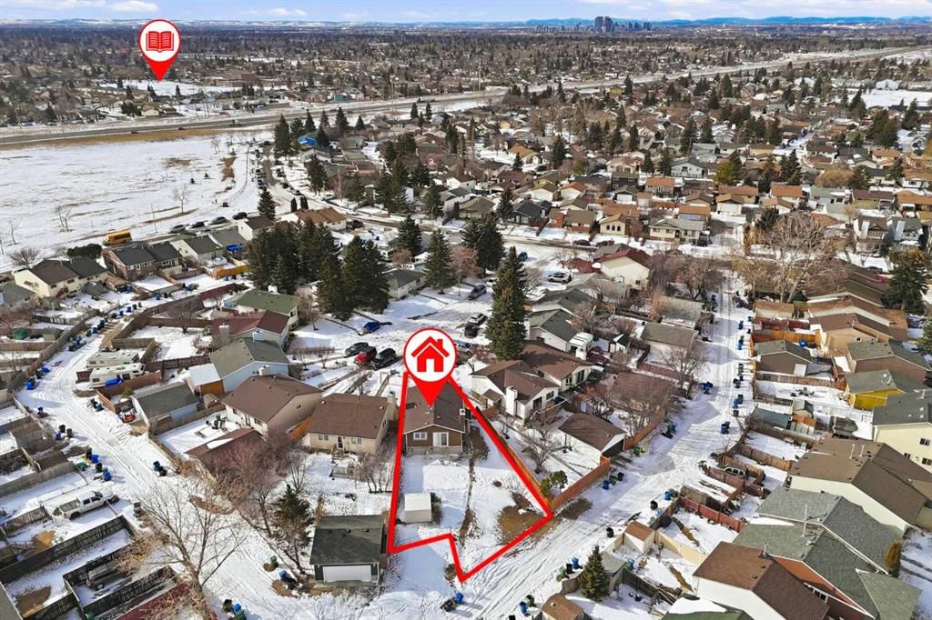 40 Falbury Bay NE, Calgary — photo 5 of 28
