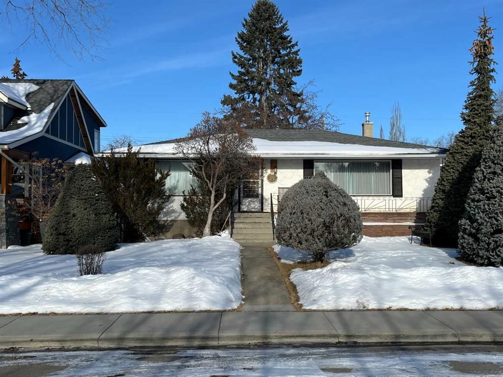 719 33A Street NW, Calgary — main listing photo