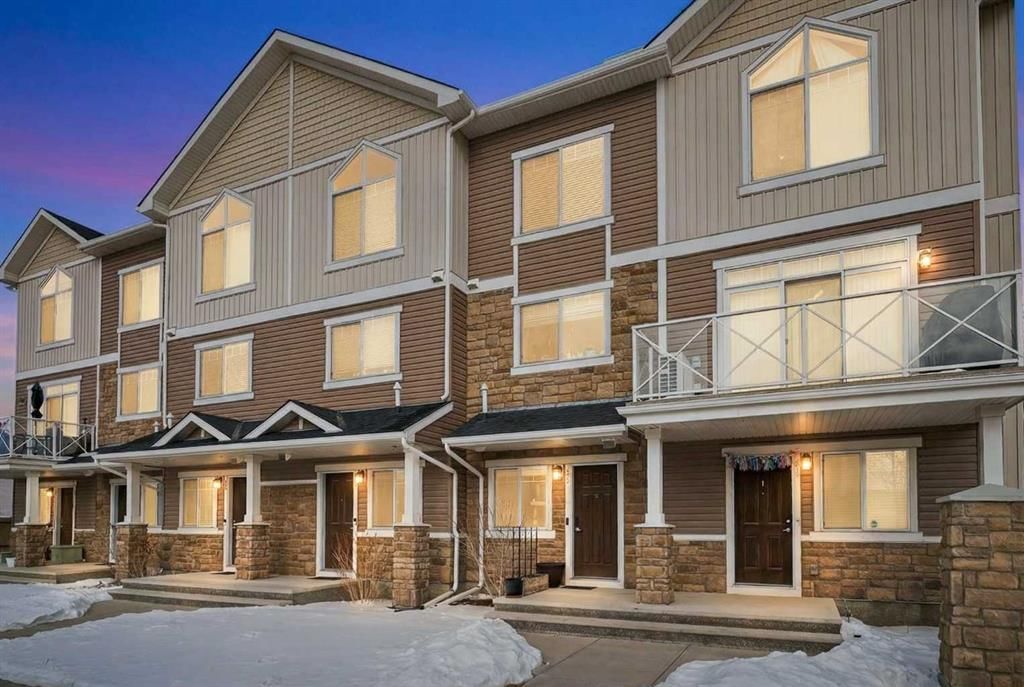 62 Skyview Ranch Avenue NE, Calgary — photo 2 of 36