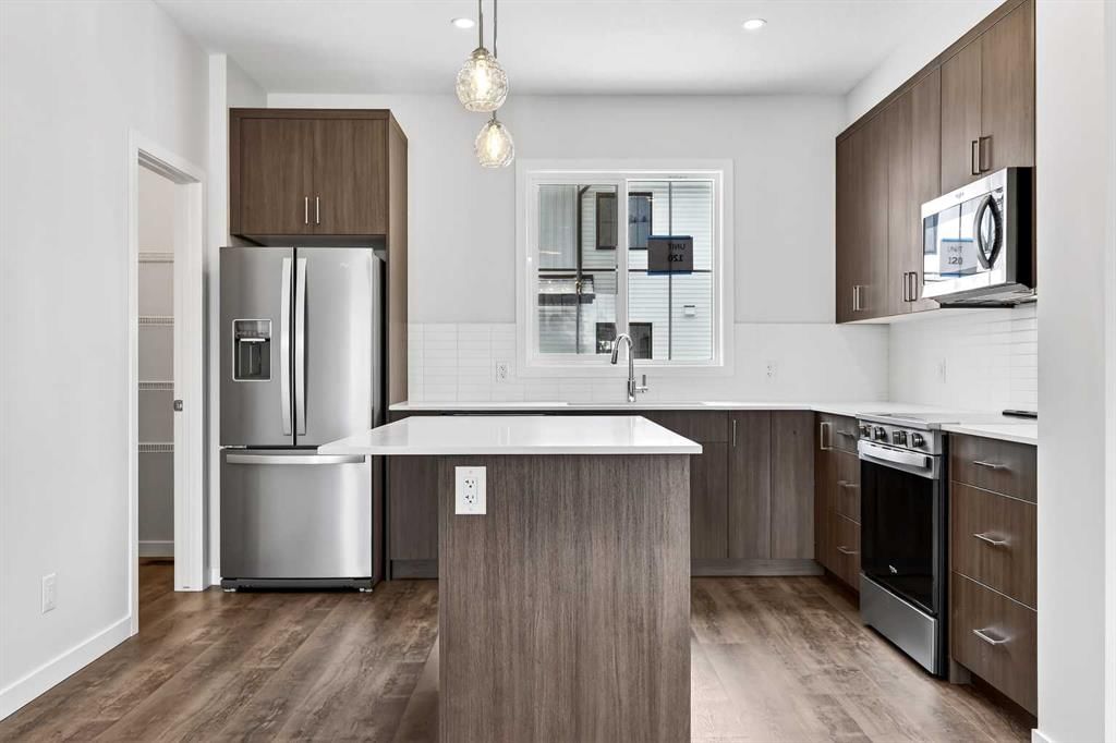 120, 1750 Rangeview Drive SE, Calgary — photo 2 of 42