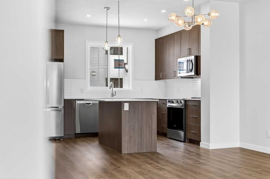 120, 1750 Rangeview Drive SE, Calgary — photo 3 of 42