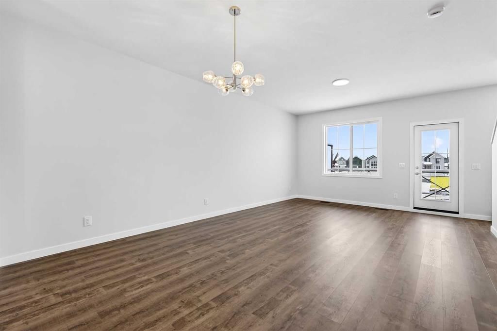 120, 1750 Rangeview Drive SE, Calgary — photo 4 of 42