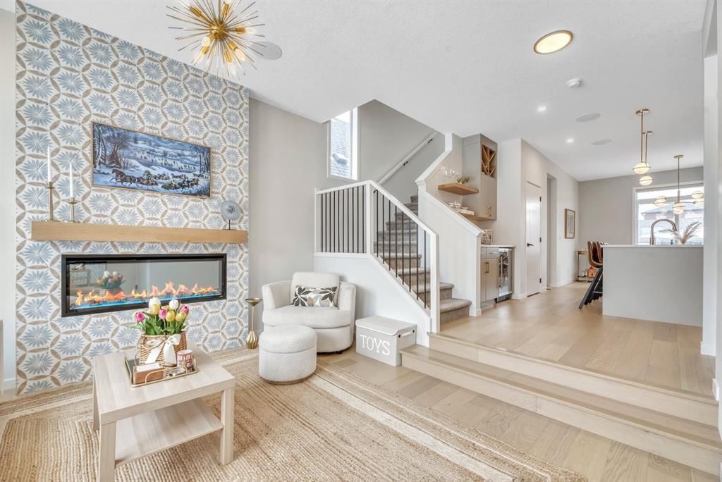 559 Wolf Creek Way SE, Calgary — photo 2 of 45