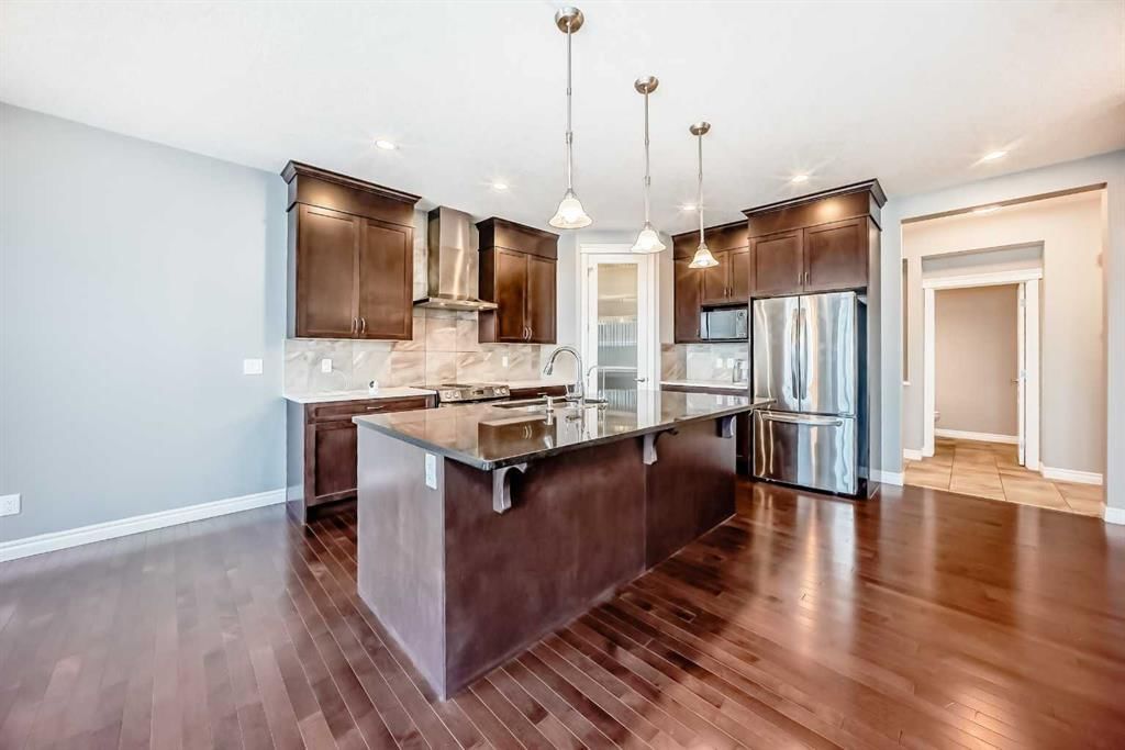 88 Nolanhurst Crescent NW, Calgary — photo 3 of 50