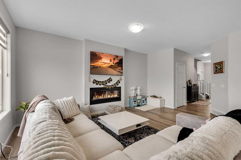 111 Cityside Court NE, Calgary — photo 5 of 29