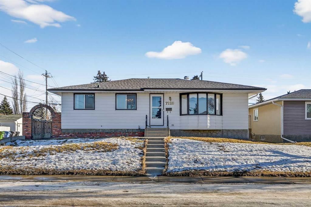 7228 Huntridge Hill NE, Calgary — main listing photo