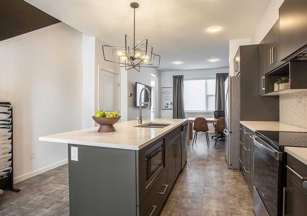 138 Sora Gardens SE, Calgary — photo 2 of 15