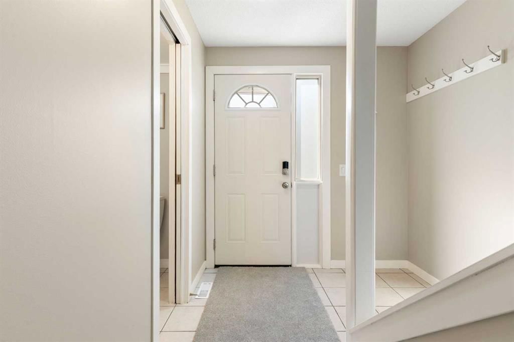 42, 11407 Braniff Road SW, Calgary — photo 4 of 45