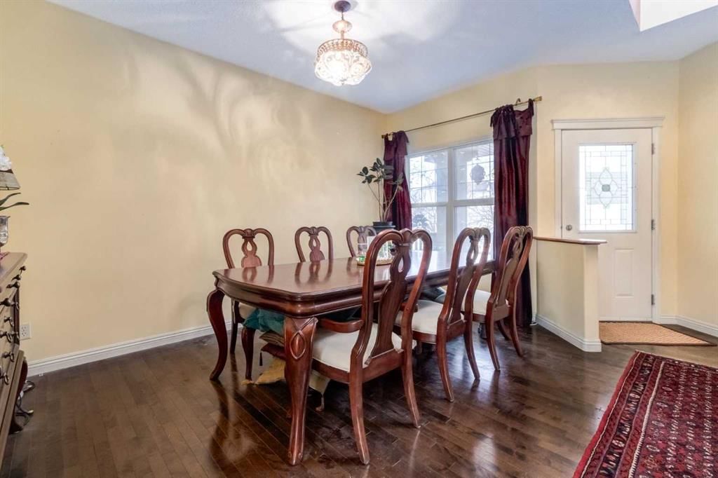 259 Royal Oak Circle NW, Calgary — photo 2 of 50