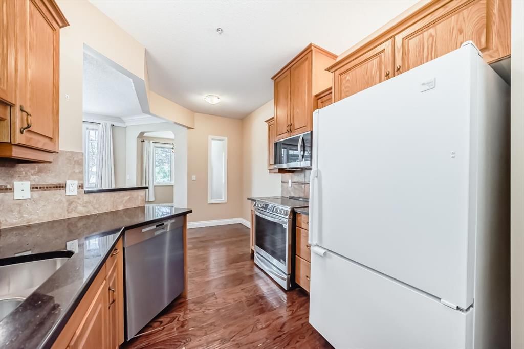 203, 12505 Bonaventure Drive SE, Calgary — photo 3 of 21