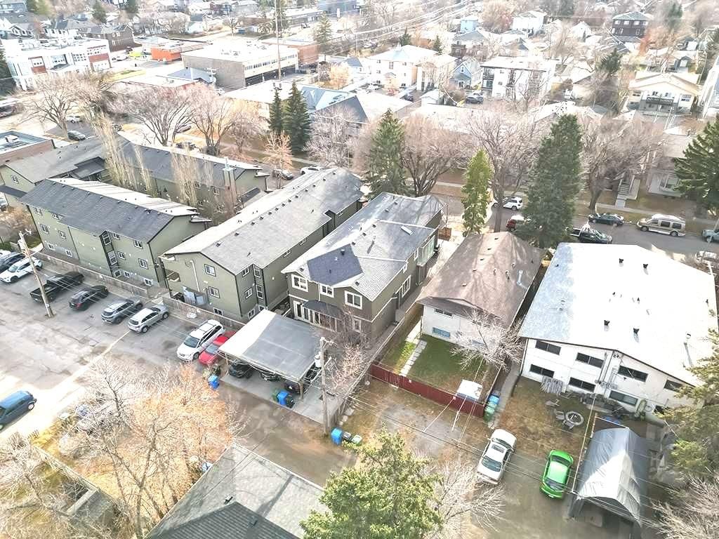 2, 126 27 Avenue NW, Calgary — photo 3 of 27