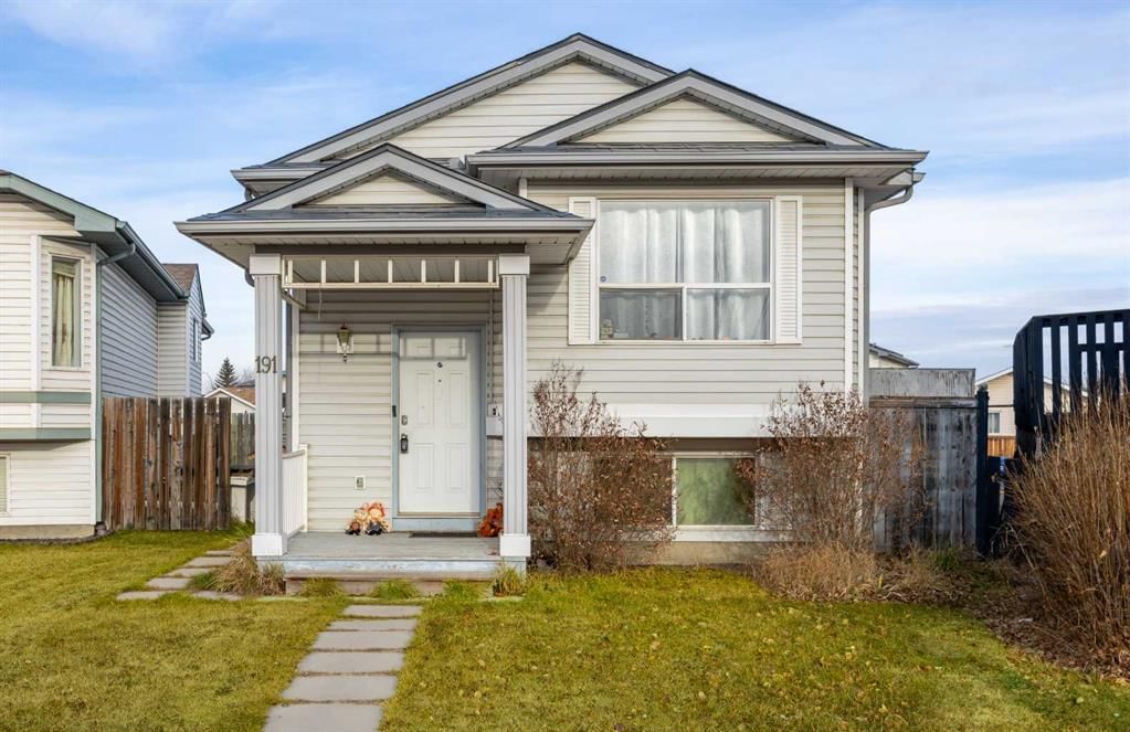191 Applebrook Circle SE, Calgary — main listing photo