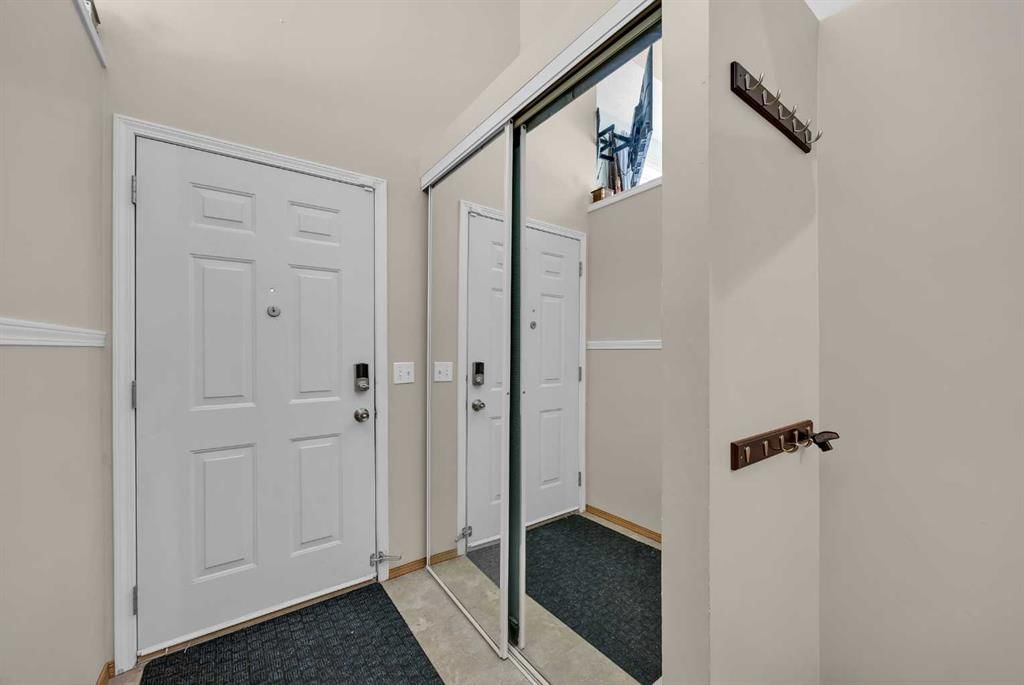 191 Applebrook Circle SE, Calgary — photo 2 of 31